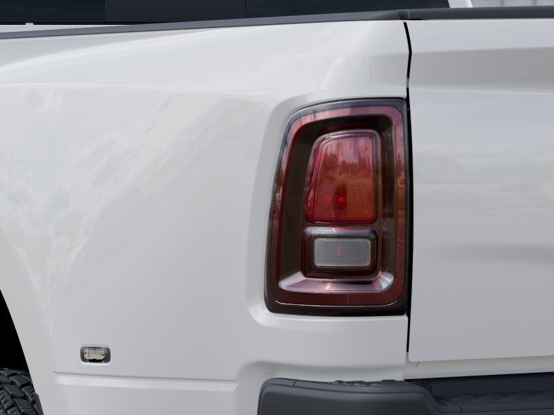 2027 RAM Ram 3500 RAM 3500 TRADESMAN CREW CAB 4X4 8' BOX