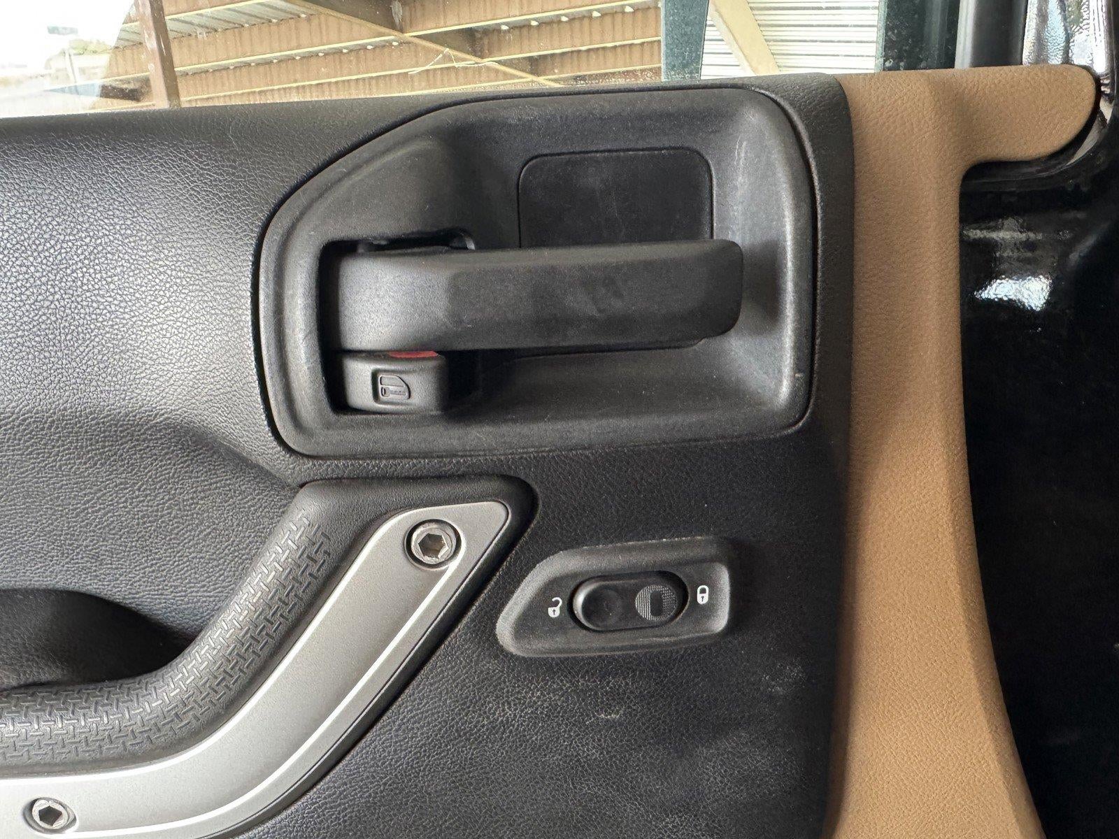 2014 Jeep Wrangler Unlimited Sahara