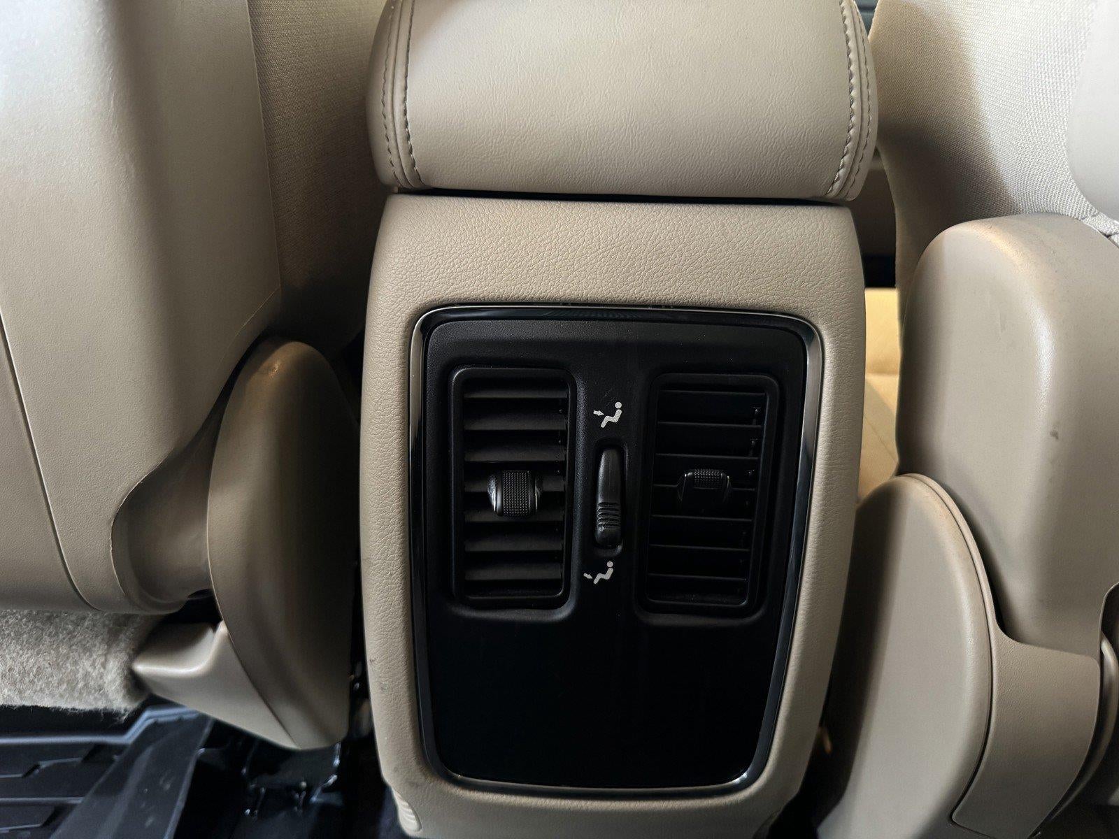 2019 Jeep Grand Cherokee Laredo E