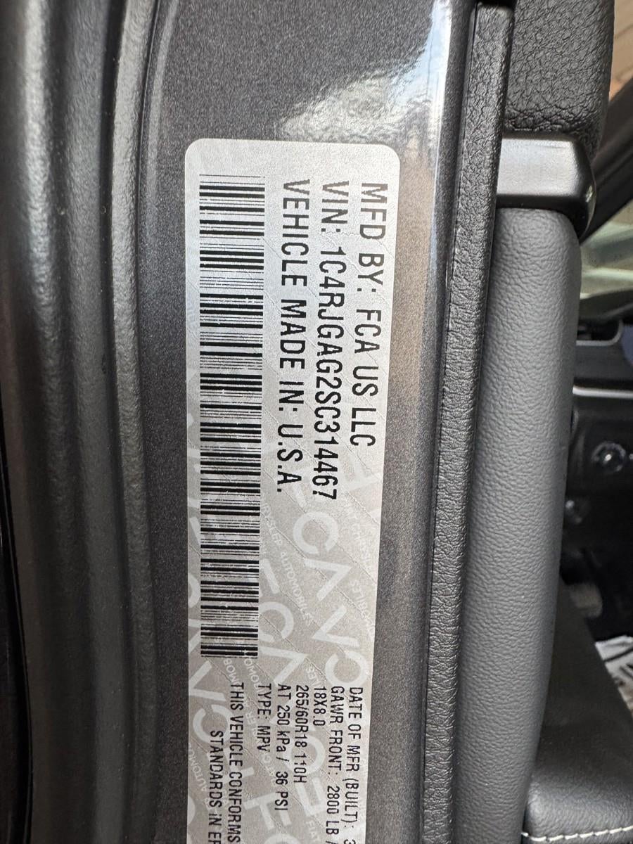 2025 Jeep Grand Cherokee Laredo X