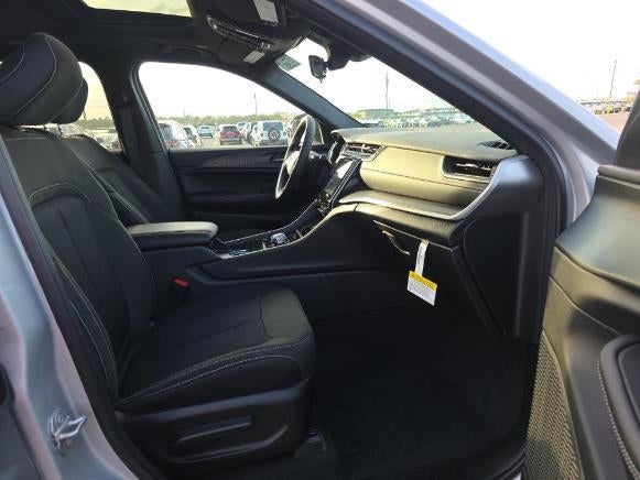 2025 Jeep Grand Cherokee L Laredo X