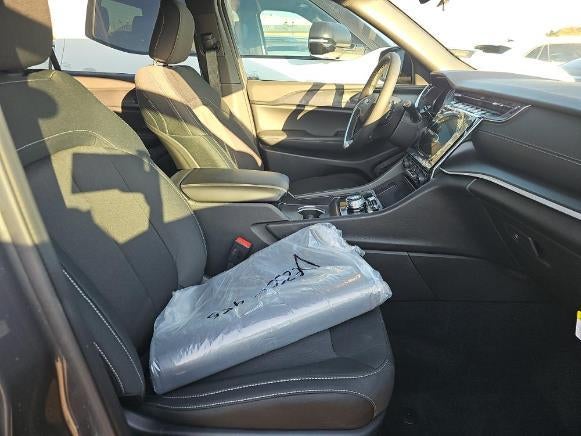 2025 Jeep Grand Cherokee L Laredo X