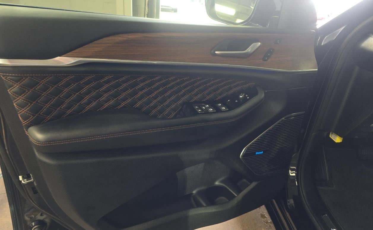 2023 Jeep Grand Cherokee L Summit