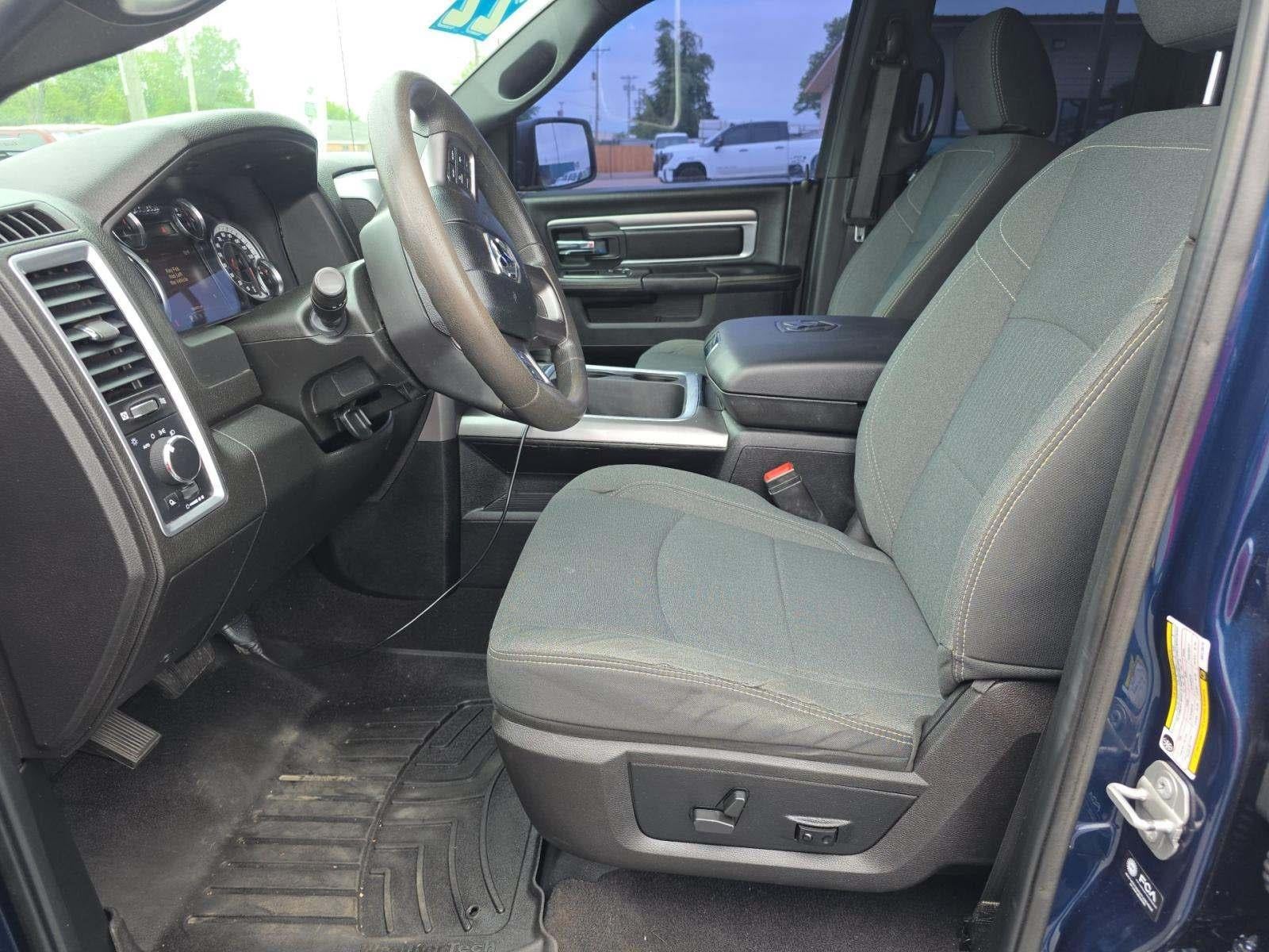 2022 RAM 1500 CLASSIC WARLOCK 4X4 QUAD CAB 6'4