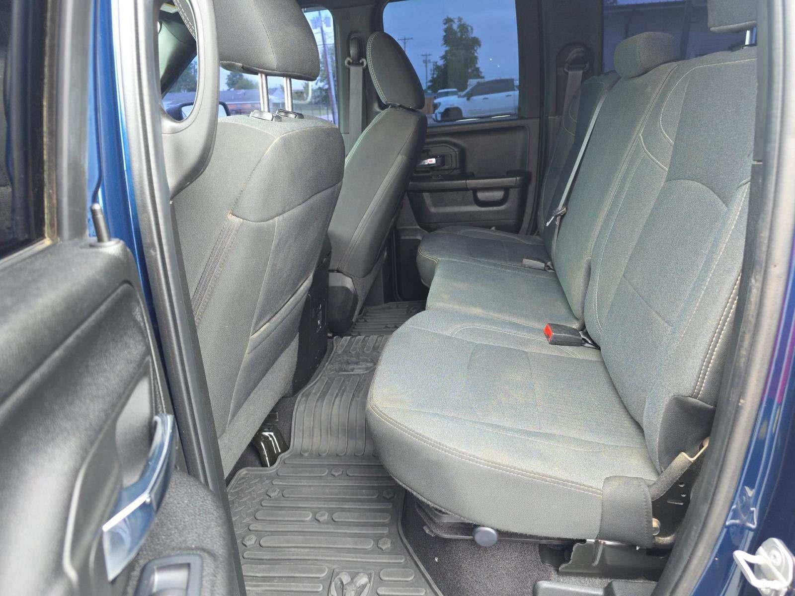 2022 RAM 1500 CLASSIC WARLOCK 4X4 QUAD CAB 6'4