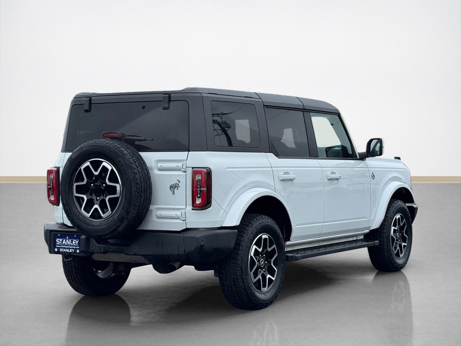 2023 Ford Bronco Outer Banks