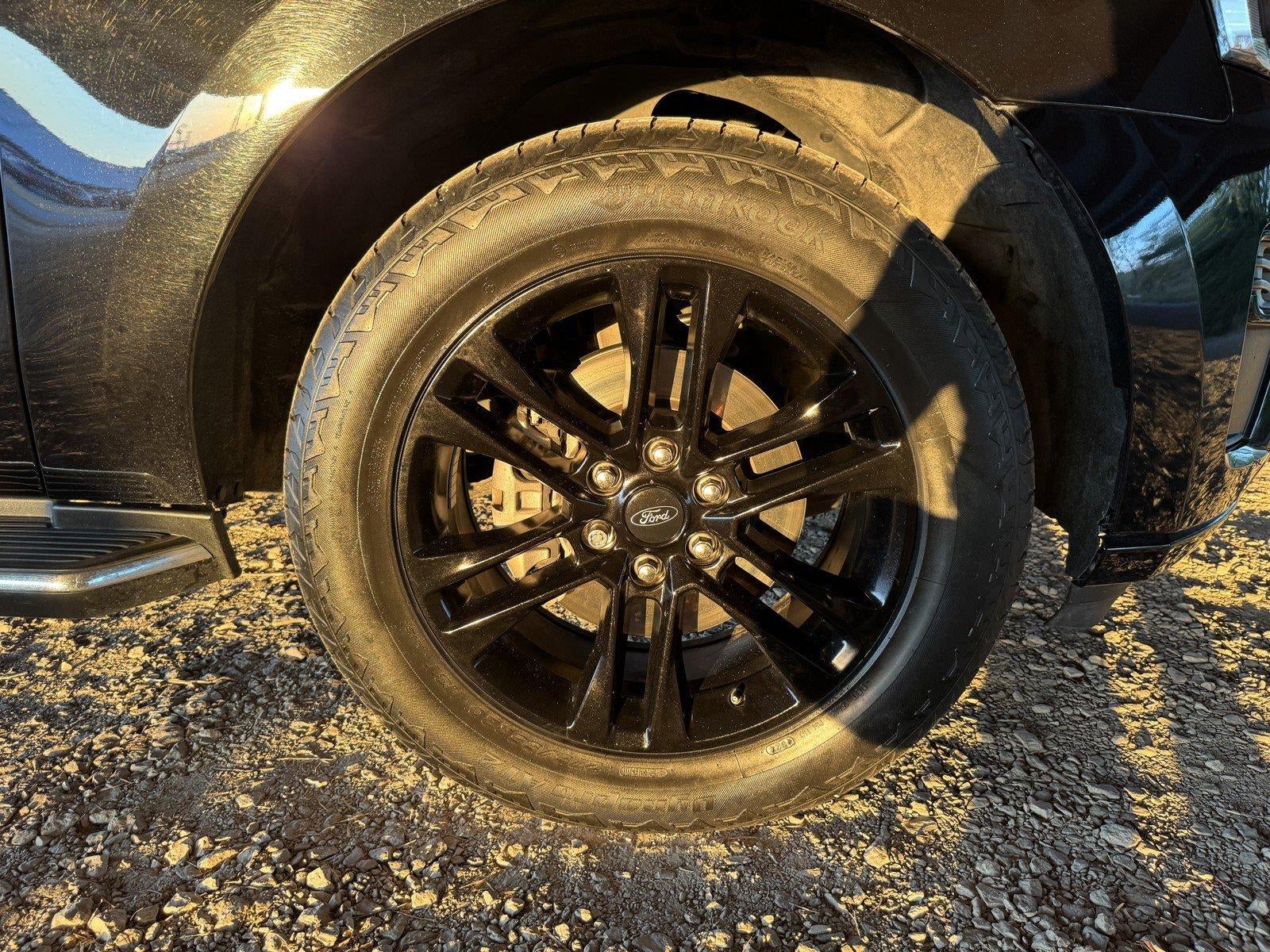 2023 Ford Expedition XLT