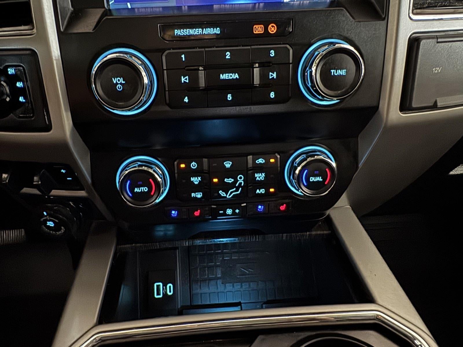 2021 Ford Super Duty F-350 DRW LARIAT