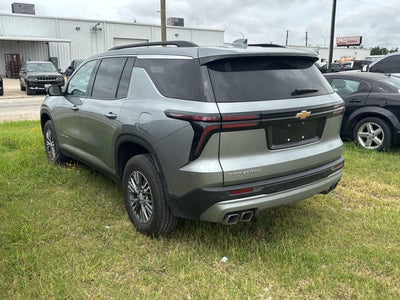 2024 Chevrolet Traverse FWD LT