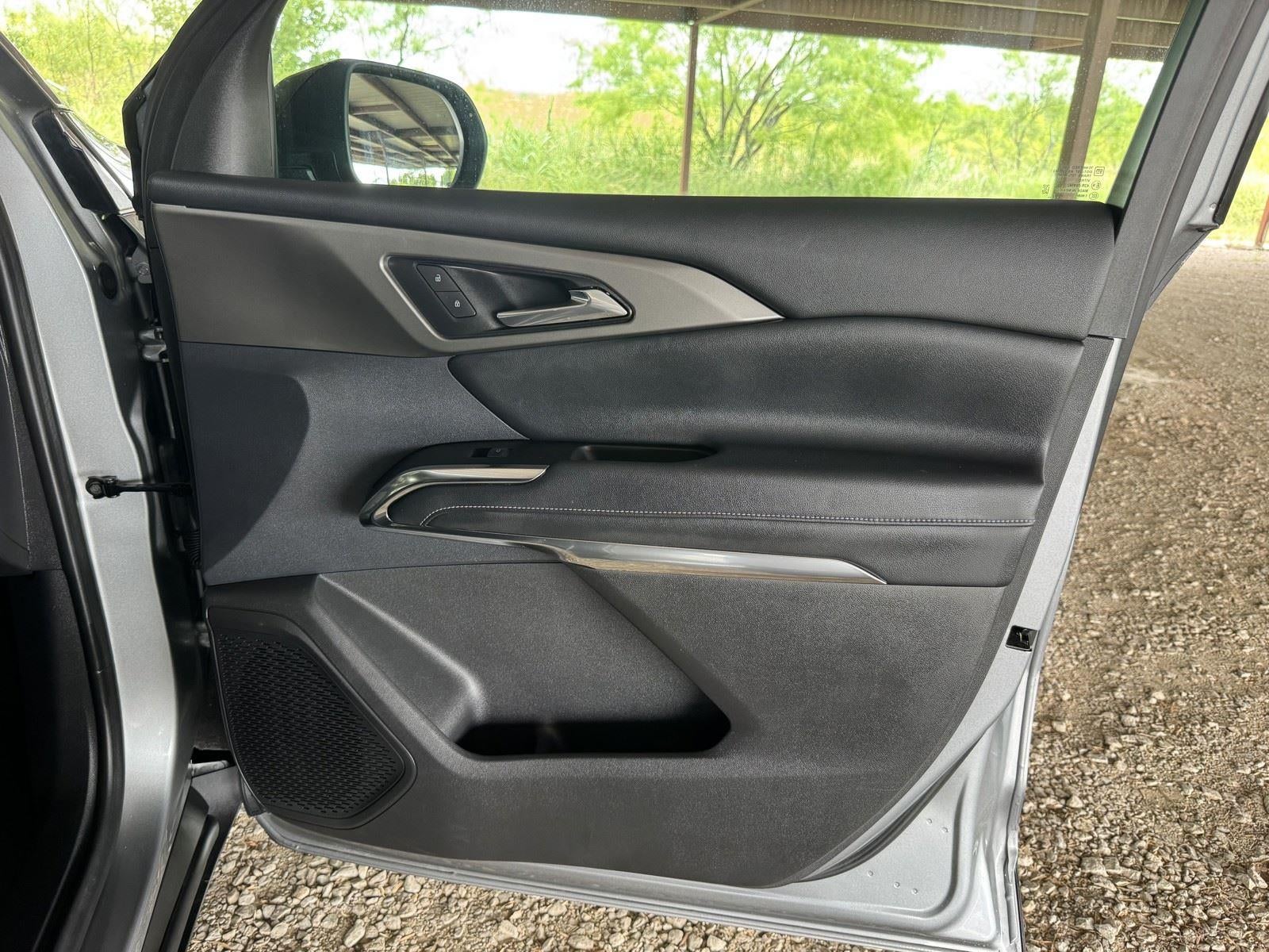 2025 Chevrolet Traverse FWD LT