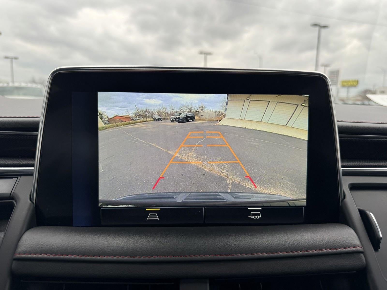 2023 Chevrolet Suburban RST