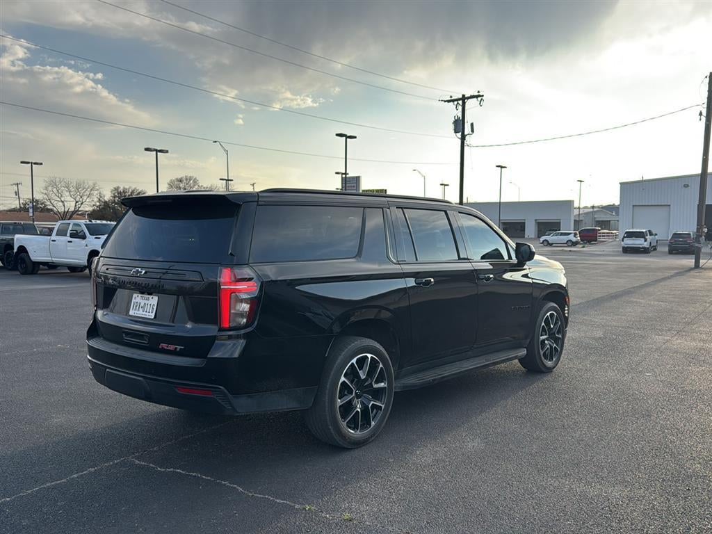 2023 Chevrolet Suburban RST