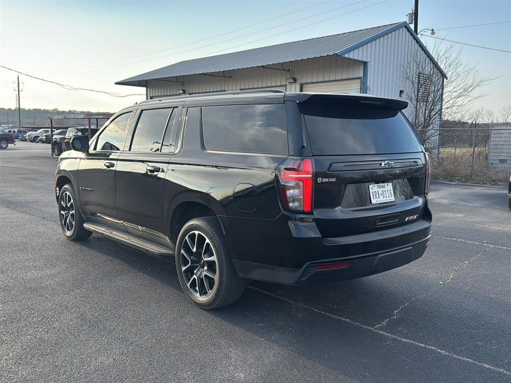 2023 Chevrolet Suburban RST
