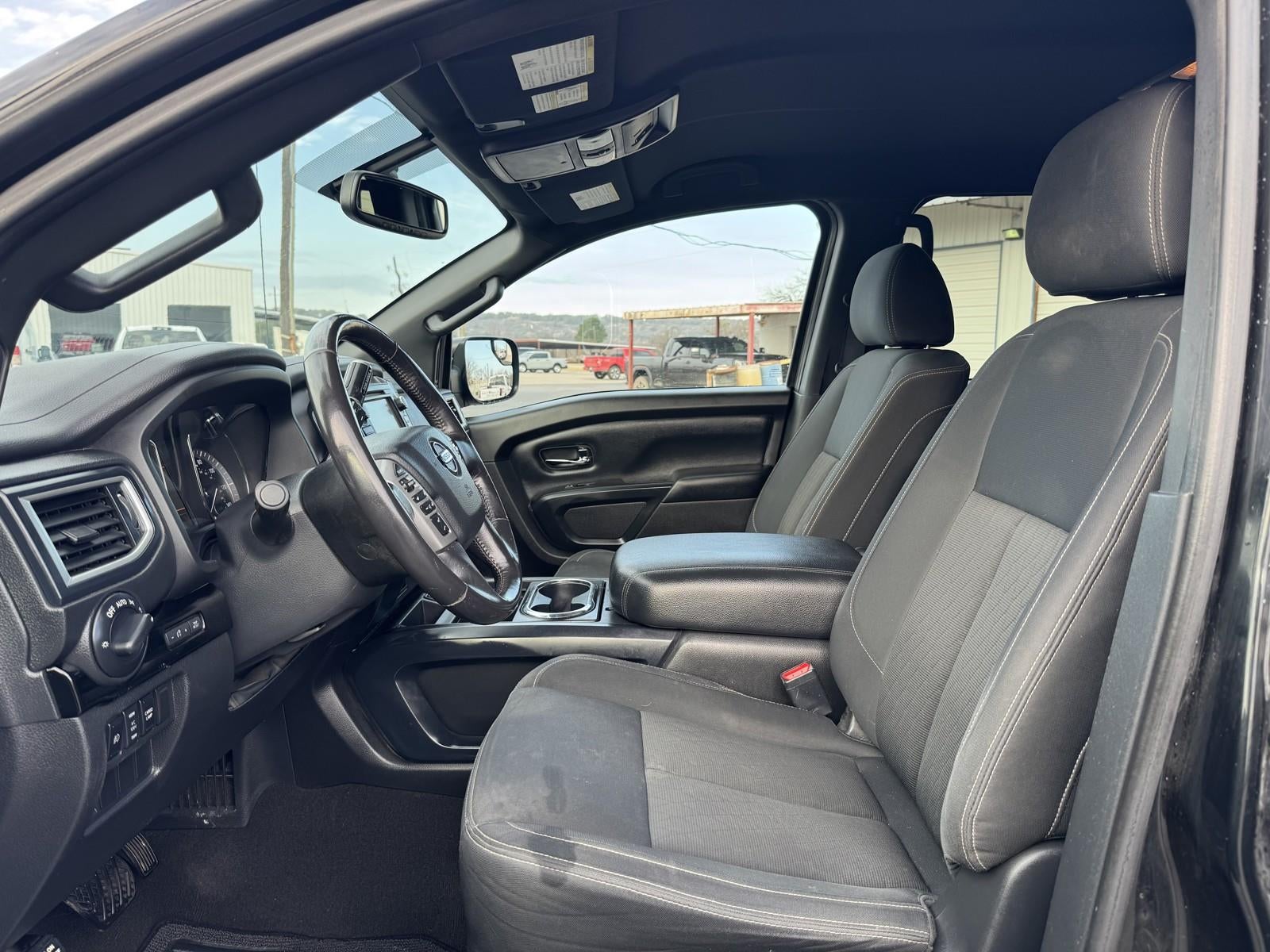 2019 Nissan Titan SV