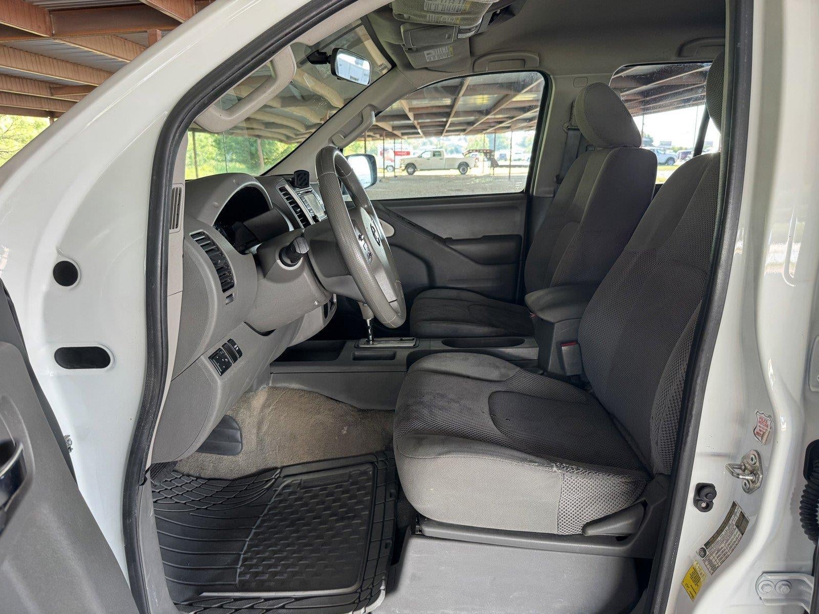 2016 Nissan Frontier SV