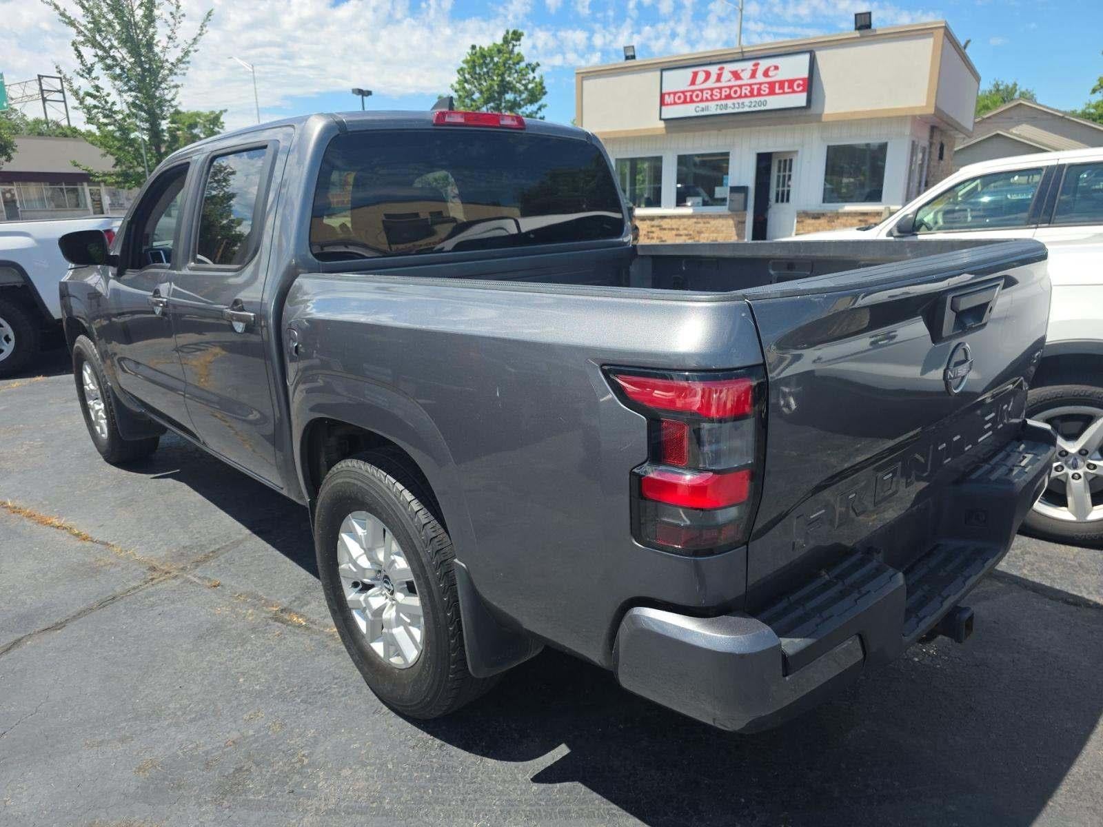 2022 Nissan FRONTIER SV