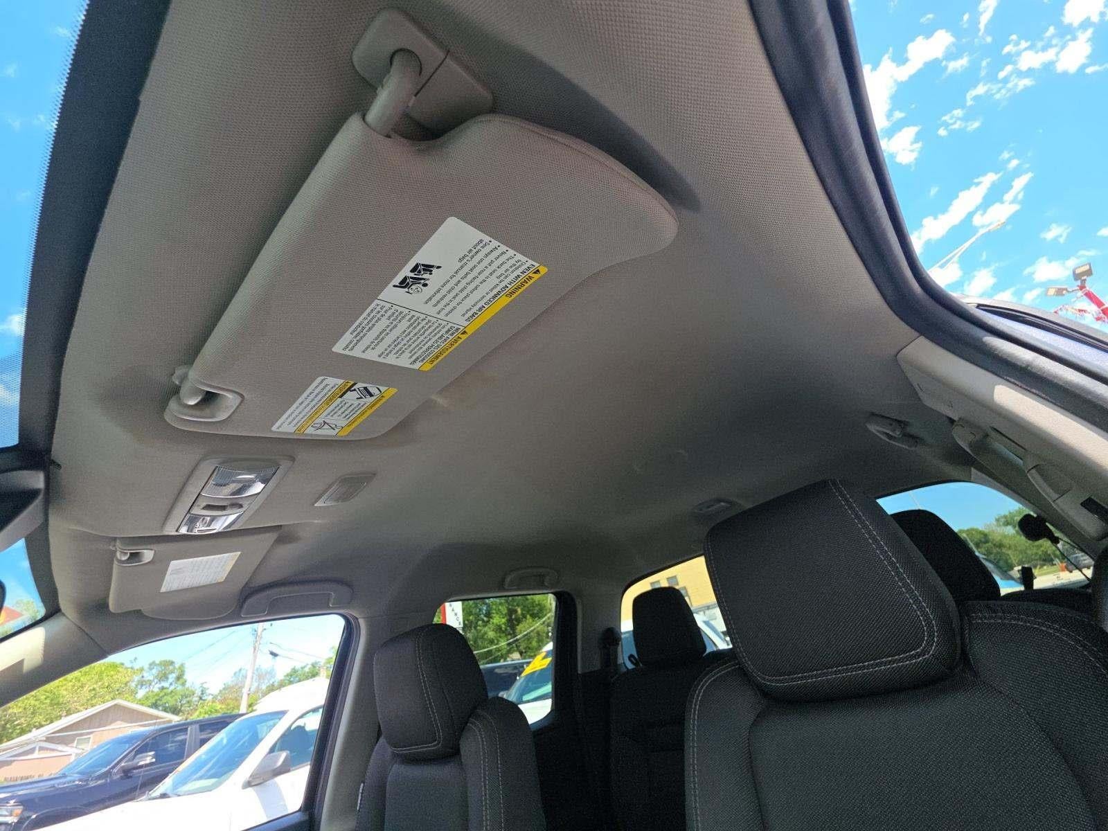 2022 Nissan FRONTIER SV