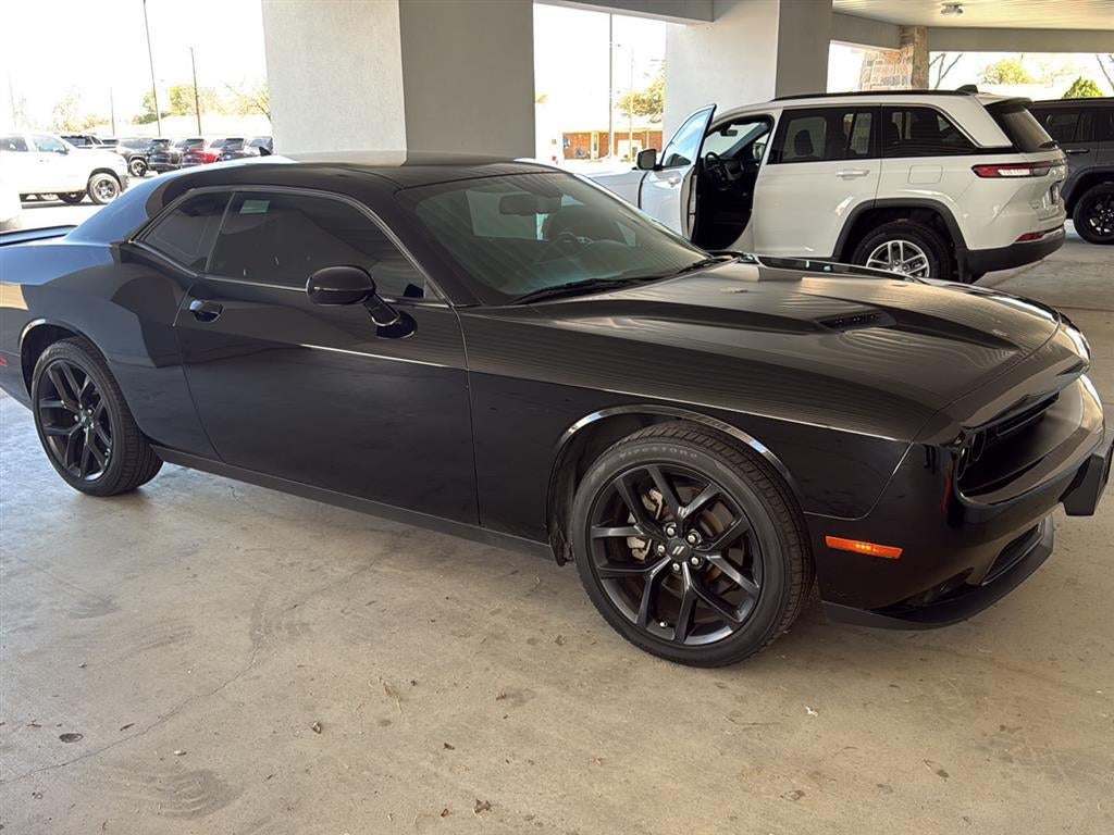 2023 Dodge Challenger SXT