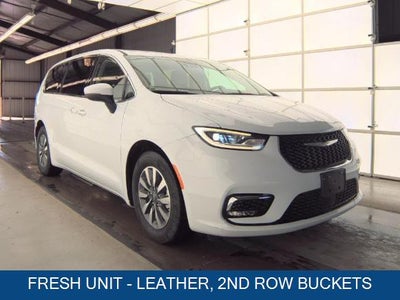 2023 Chrysler Pacifica Hybrid Touring L