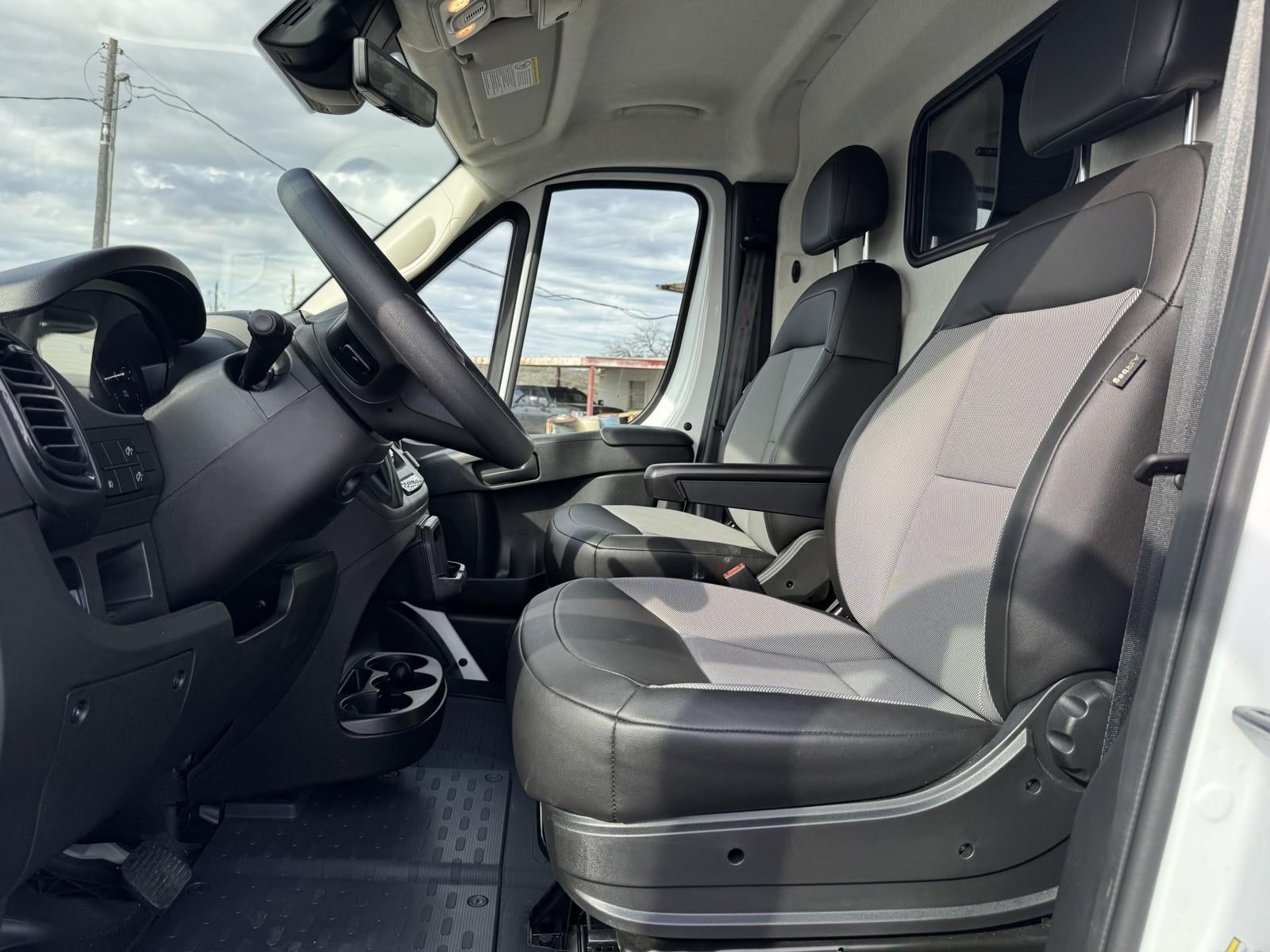 2026 RAM ProMaster Cargo Van Tradesman