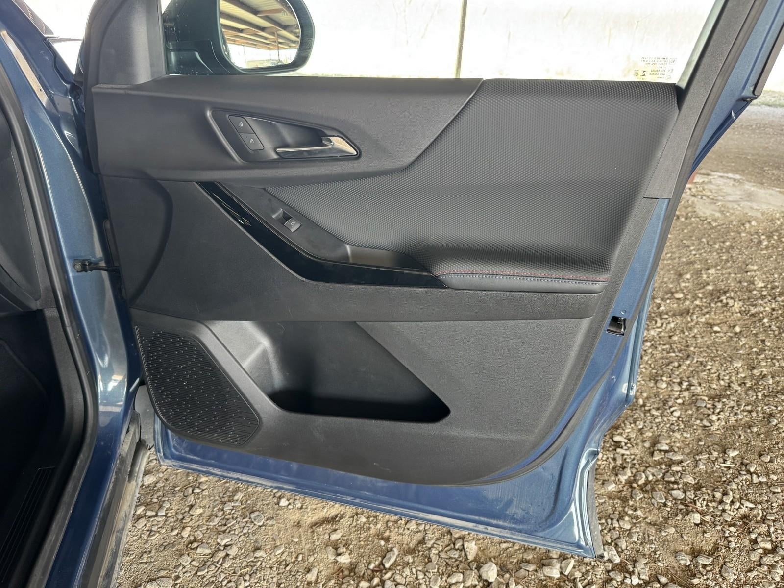 2025 Chevrolet EQUINOX Base