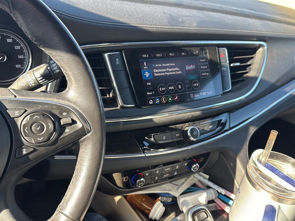 2021 Buick Enclave Essence