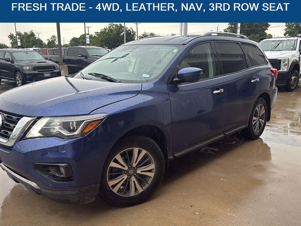 2020 Nissan Pathfinder SL