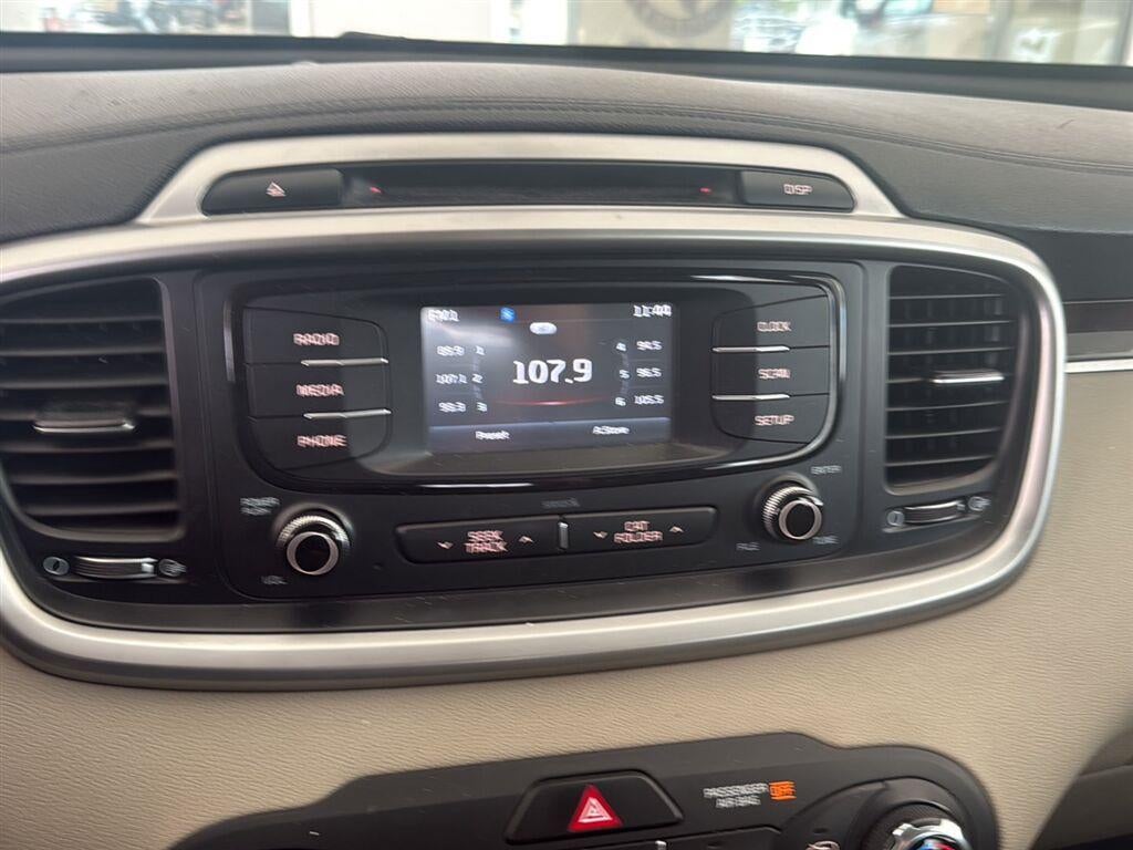 2017 Kia Sorento LX V6
