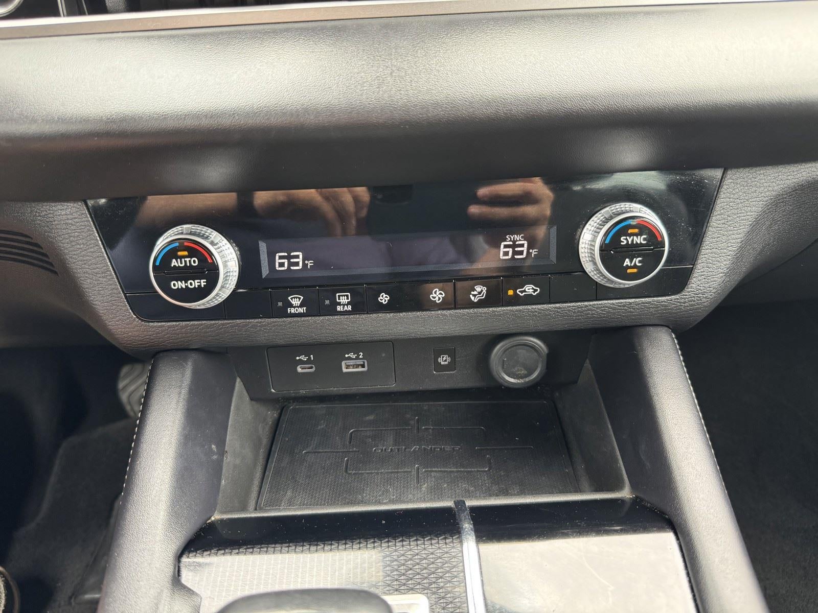 2022 Mitsubishi Outlander SE