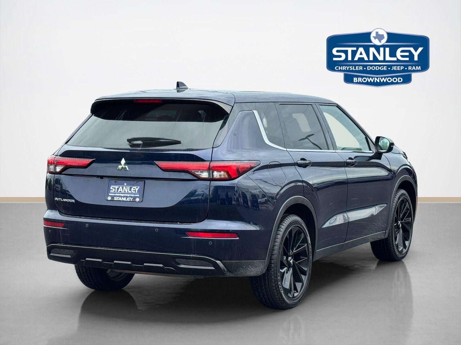 2022 Mitsubishi Outlander SE