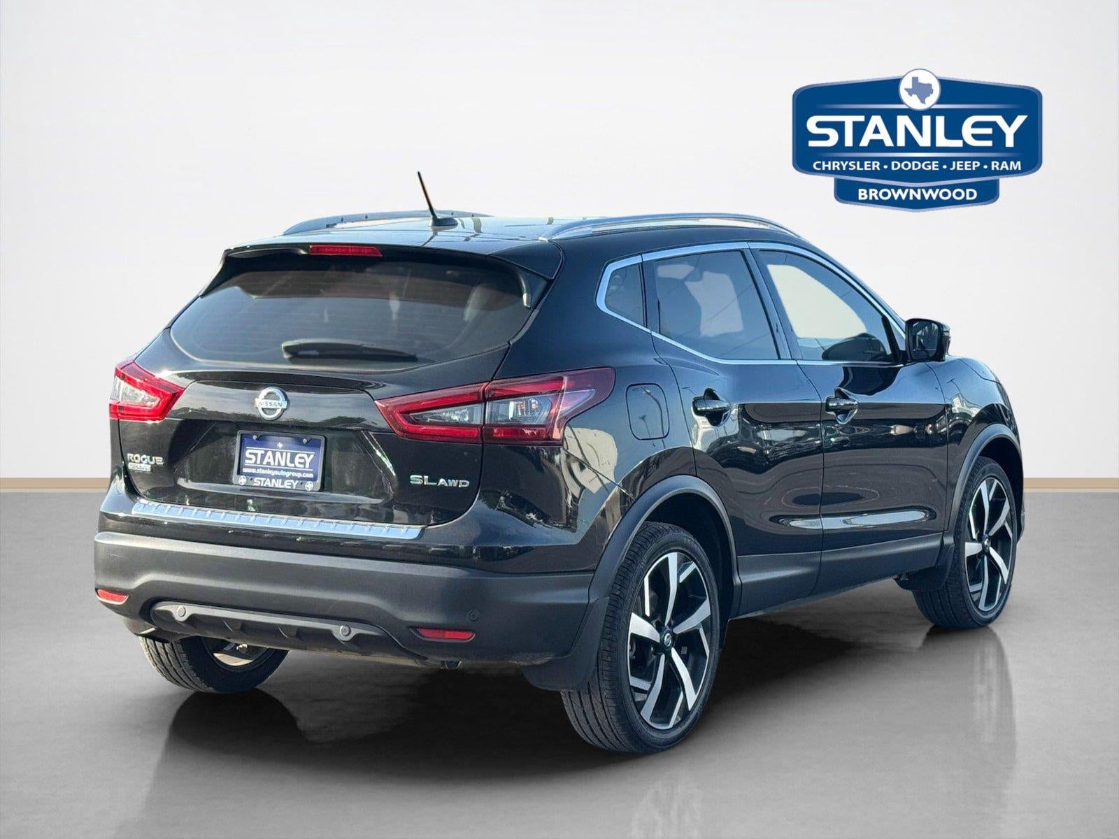 2022 Nissan Rogue Sport SL