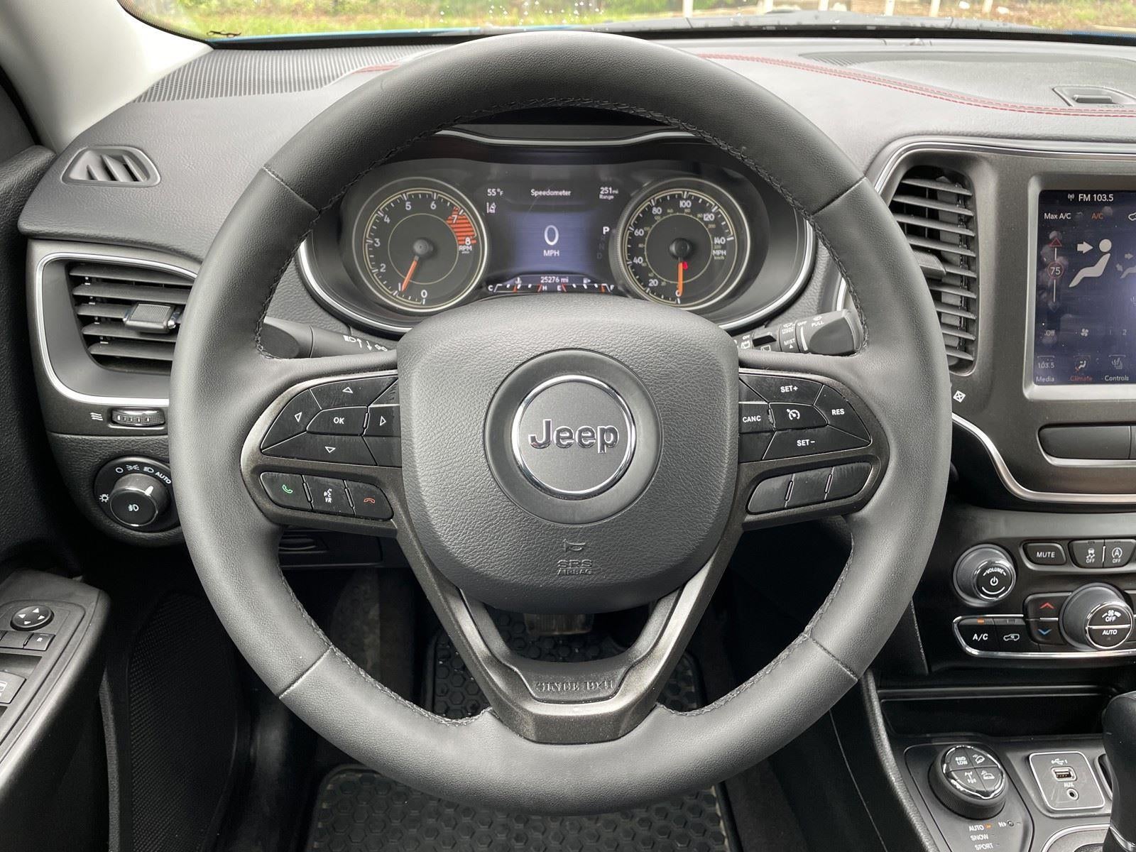 2022 Jeep Cherokee Trailhawk