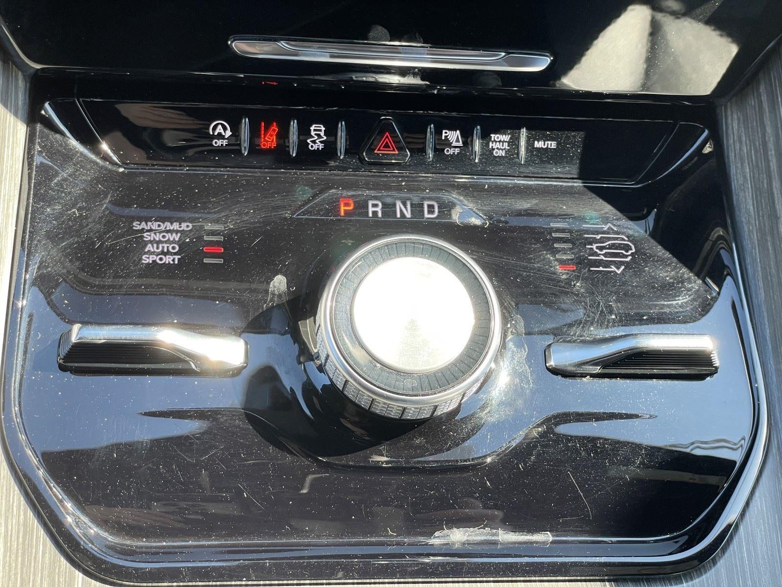 2024 Jeep Wagoneer Series III