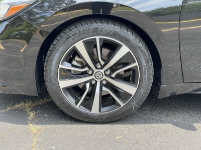 2022 Nissan Maxima SV
