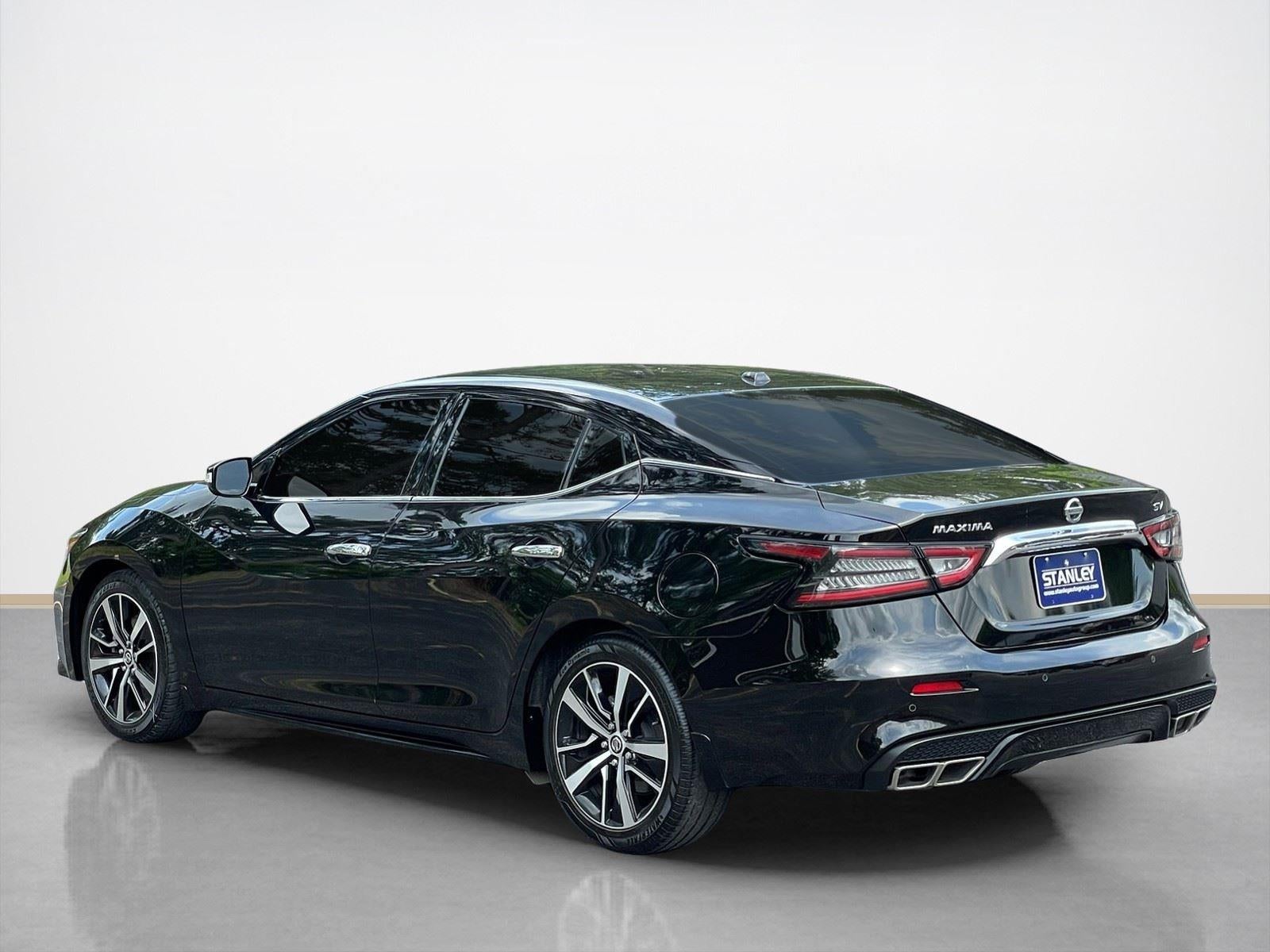 2022 Nissan Maxima SV