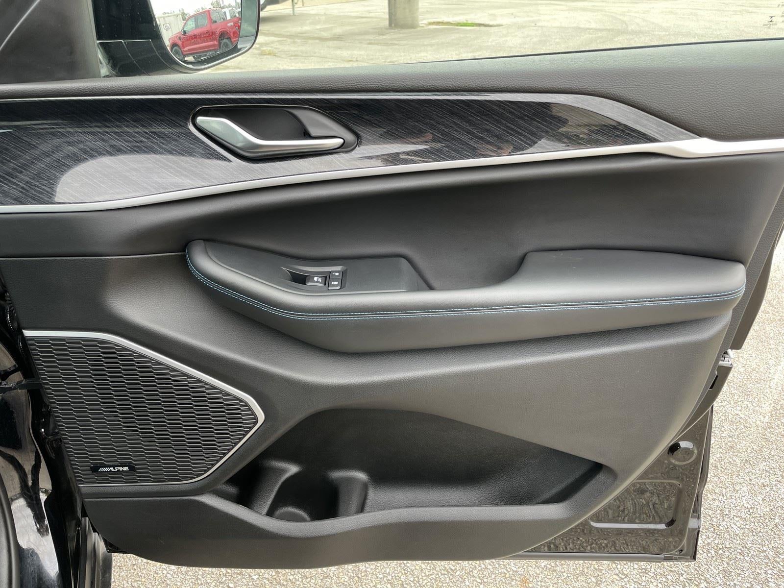 2022 Jeep Grand Cherokee 4xe Trailhawk