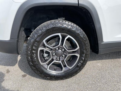 2022 Jeep Grand Cherokee 4xe Trailhawk