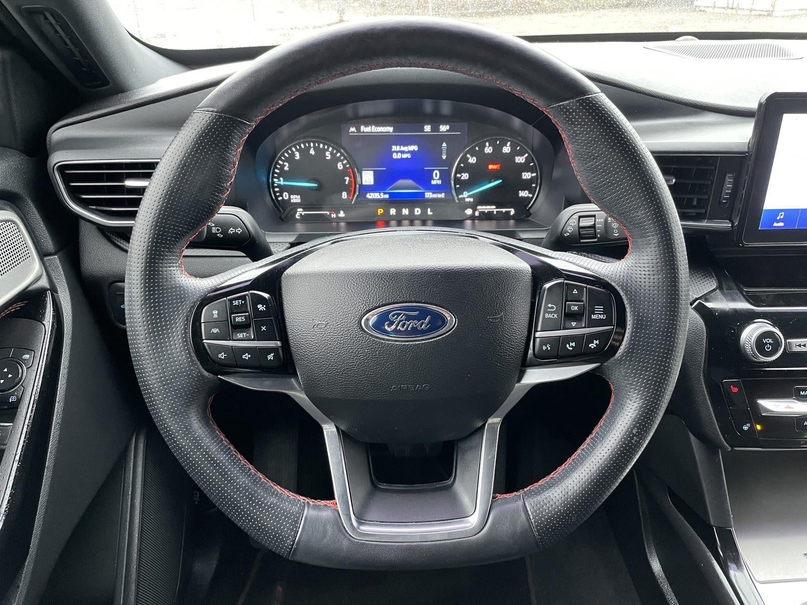 2022 Ford Explorer ST-Line