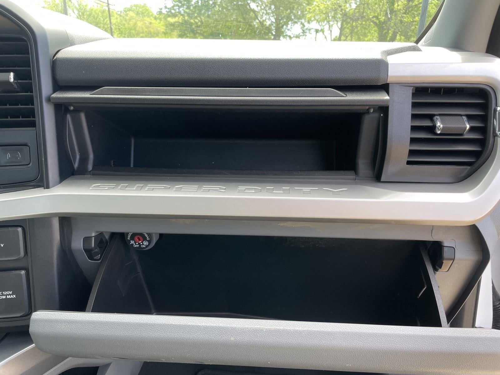 2025 Ford Super Duty F-250 SRW XLT