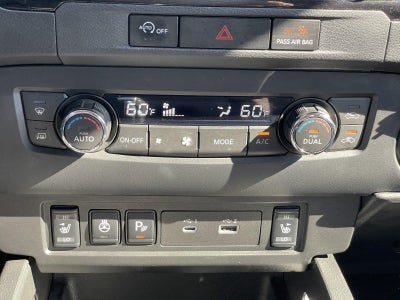 2023 Nissan Frontier SV