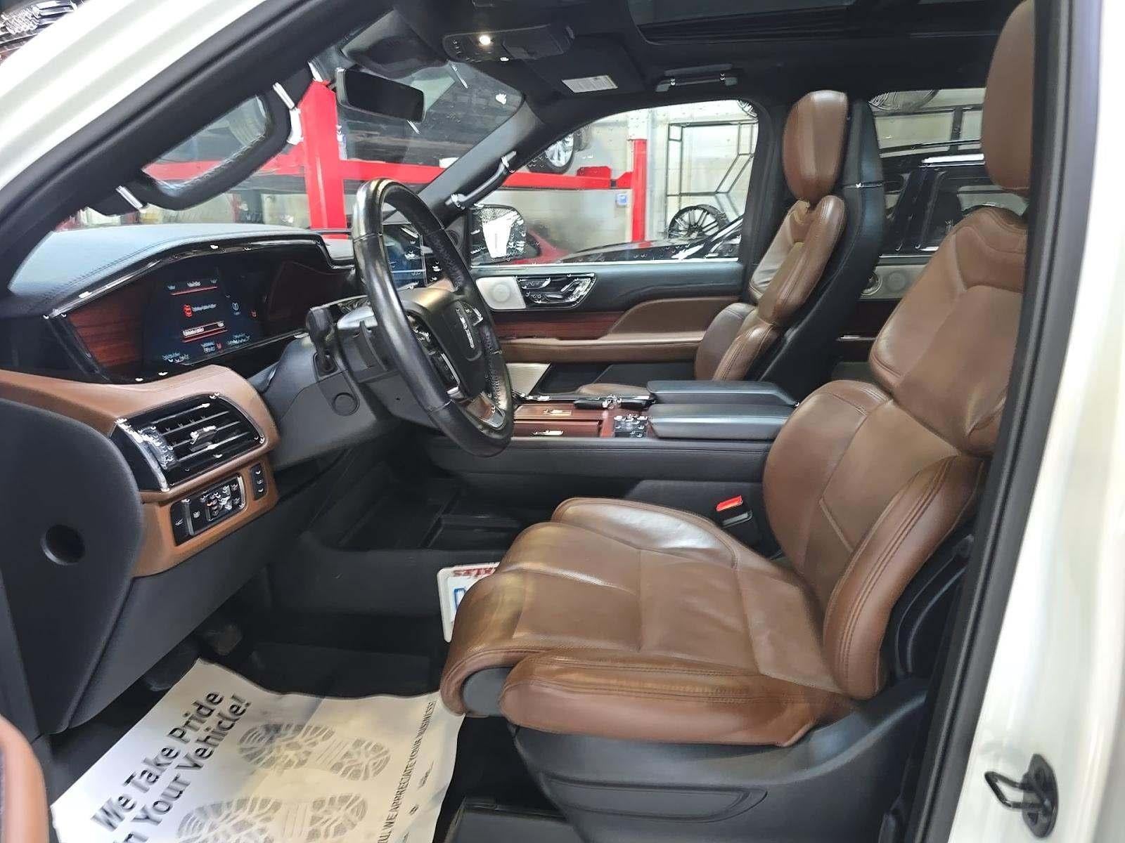 2023 Lincoln Navigator L Reserve