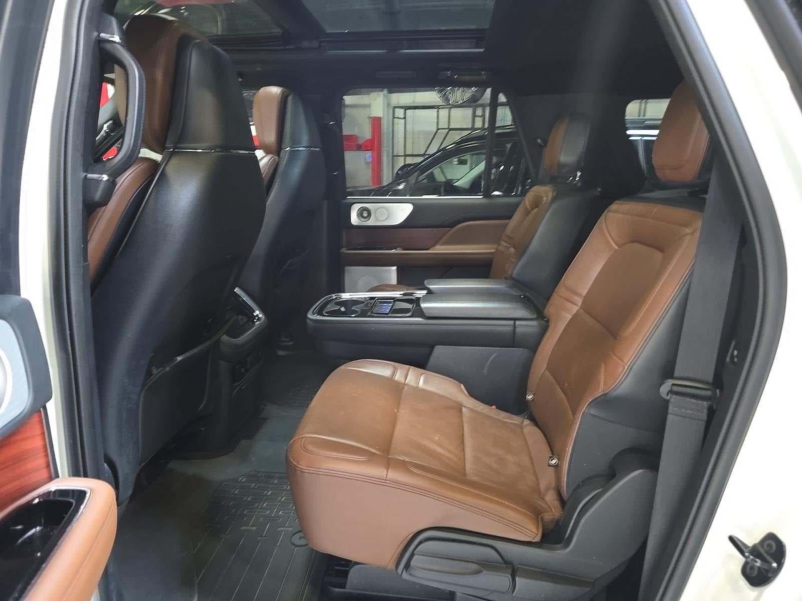 2023 Lincoln Navigator L Reserve