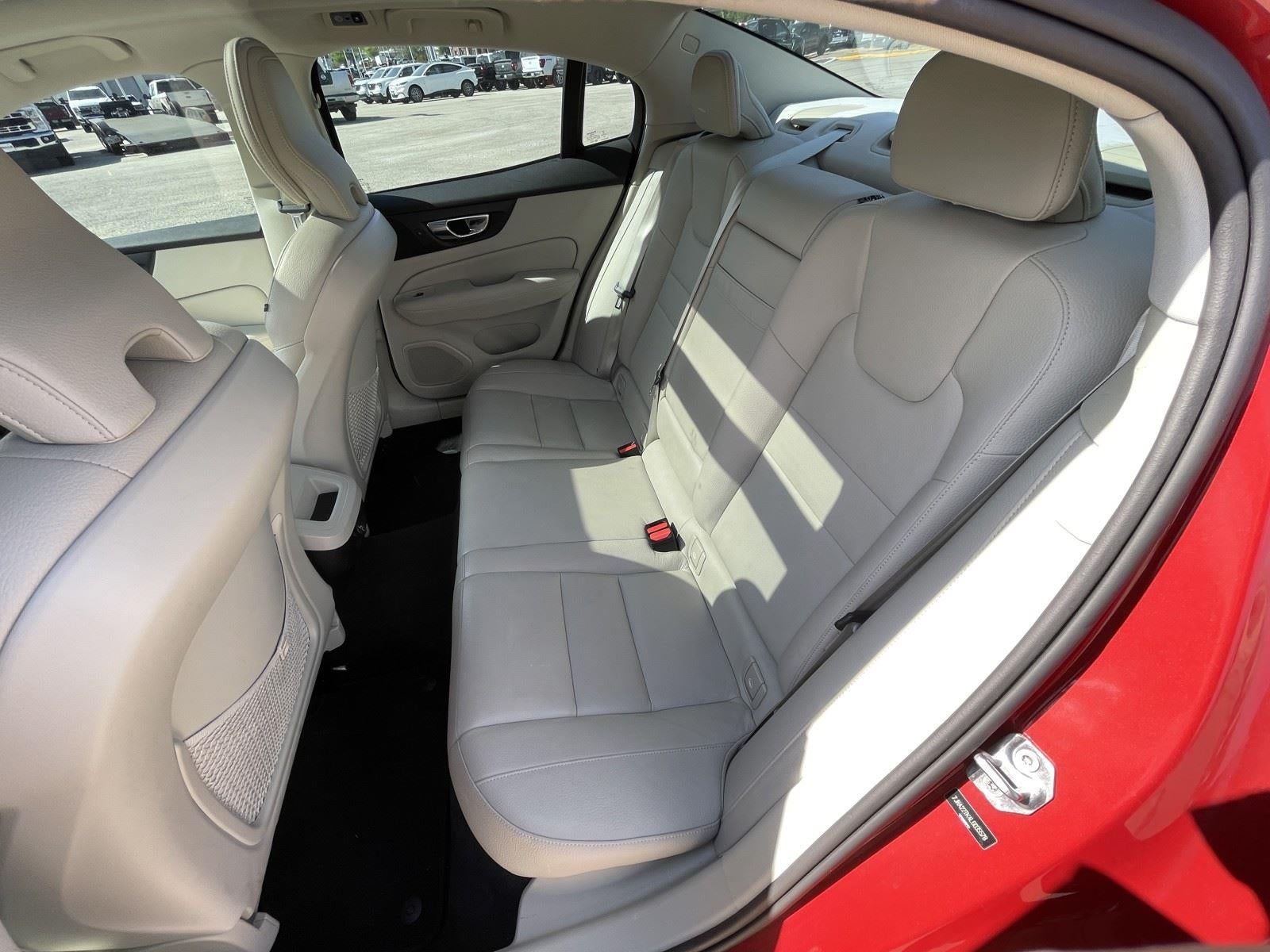 2020 Volvo S60 Momentum