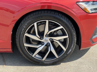 2020 Volvo S60 Momentum