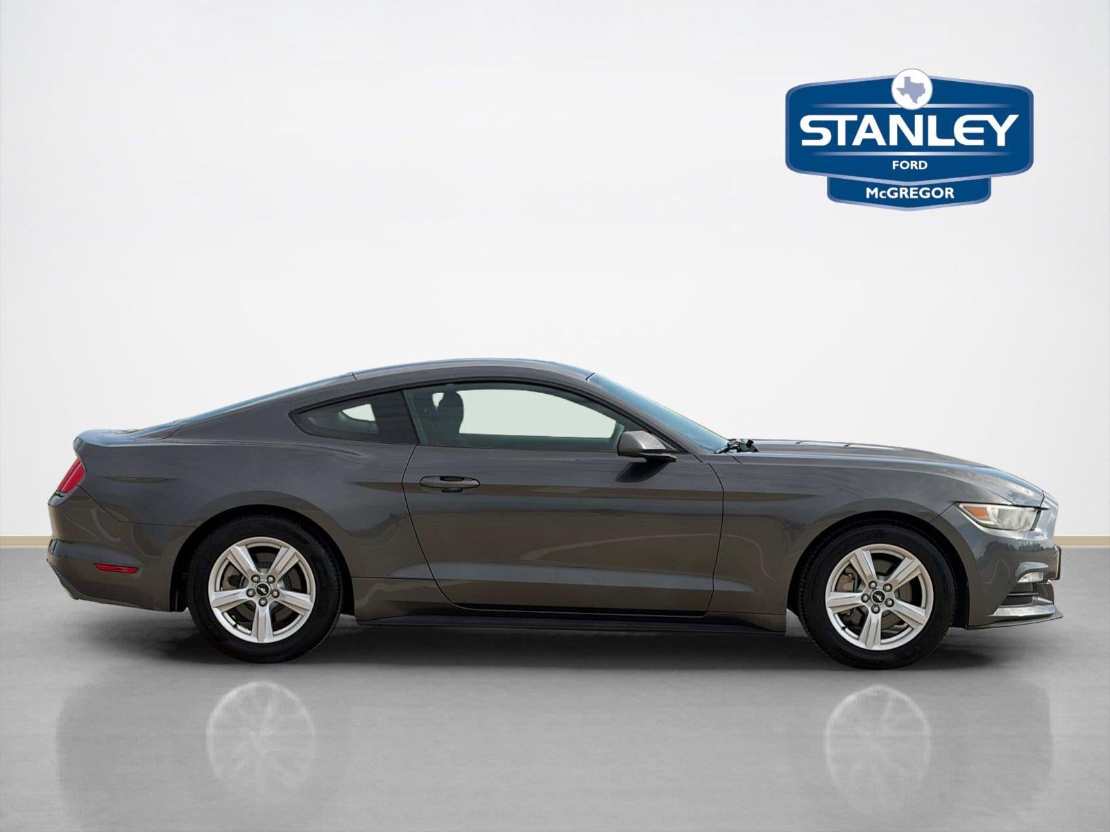 2016 Ford Mustang V6