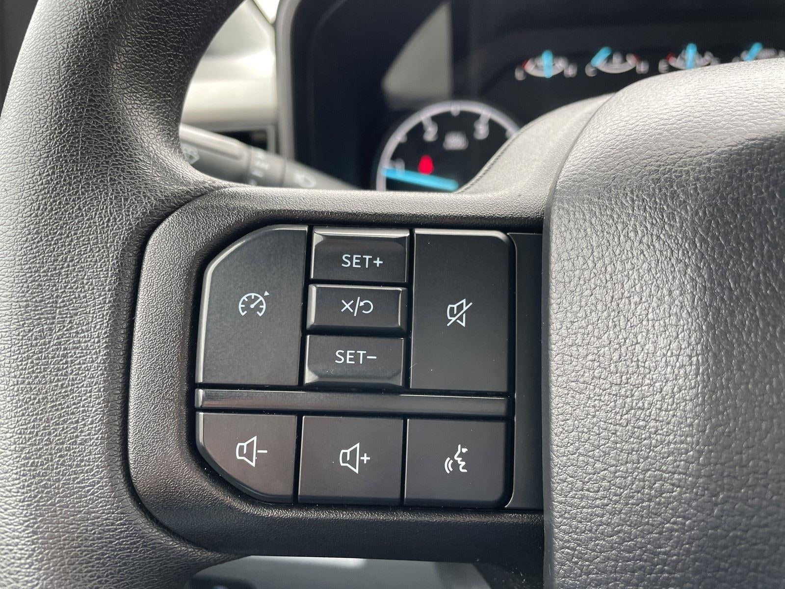 2024 Ford Super Duty F-350 DRW XL