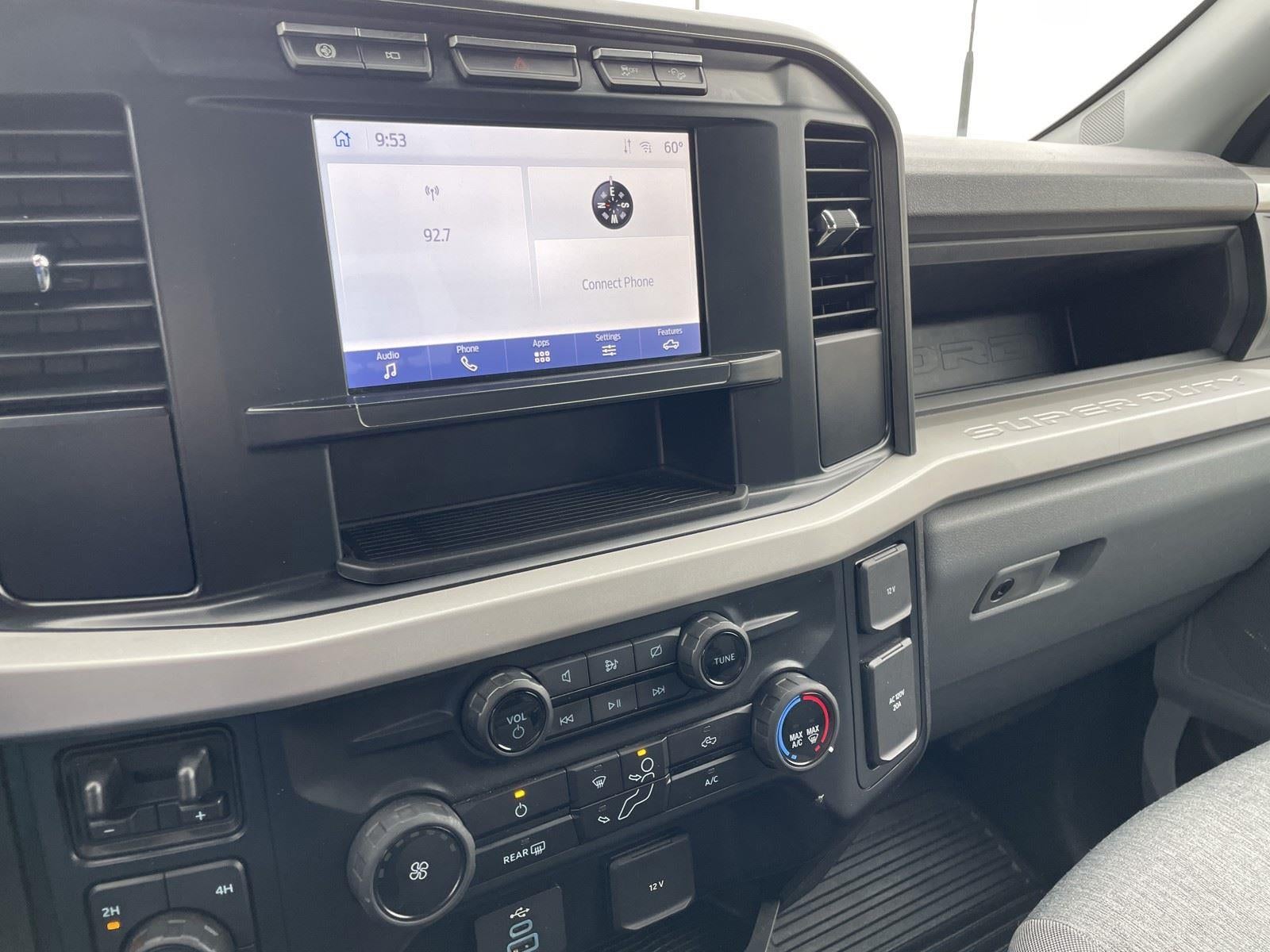 2024 Ford Super Duty F-350 DRW XL