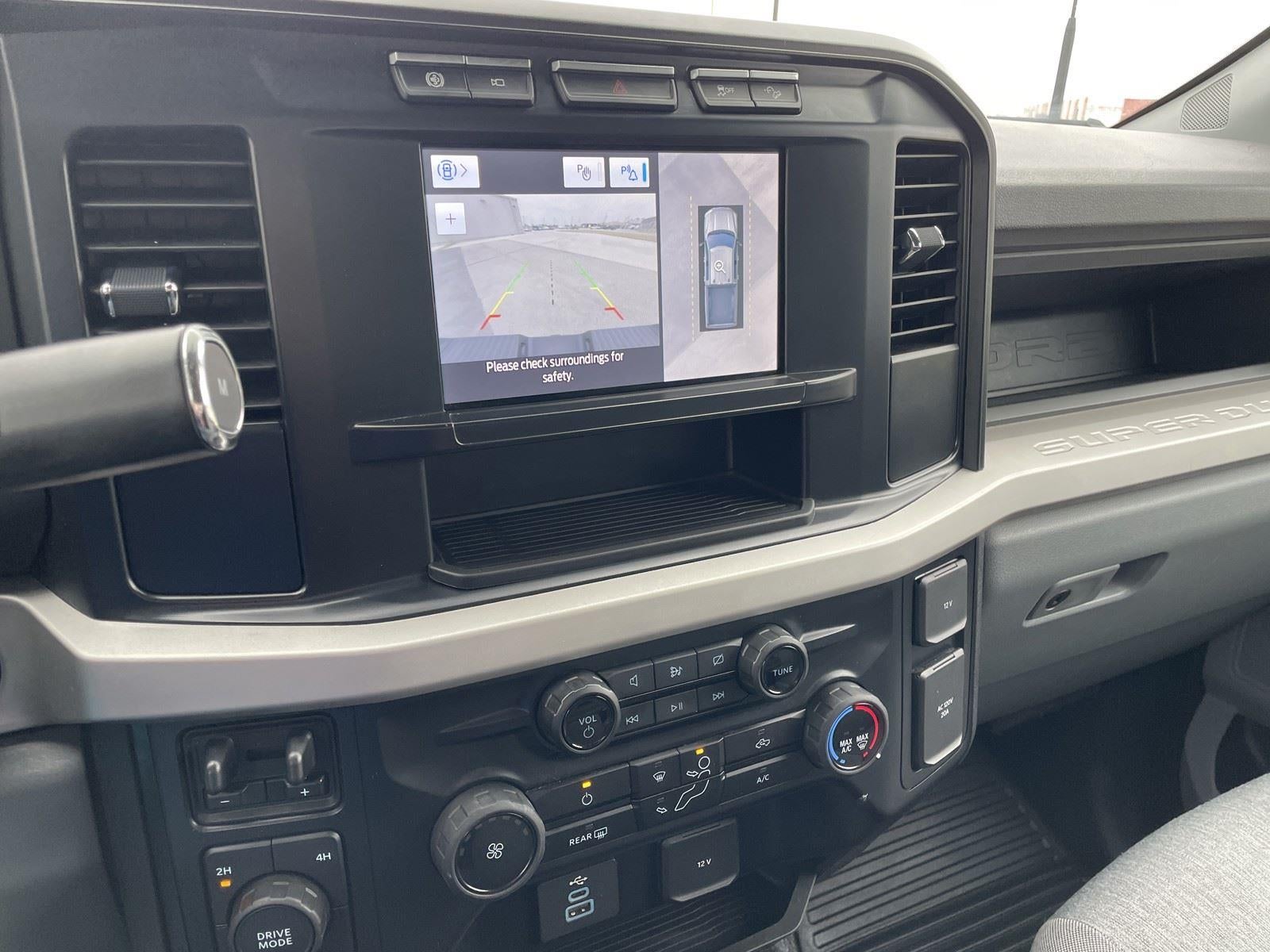 2024 Ford Super Duty F-350 DRW XL