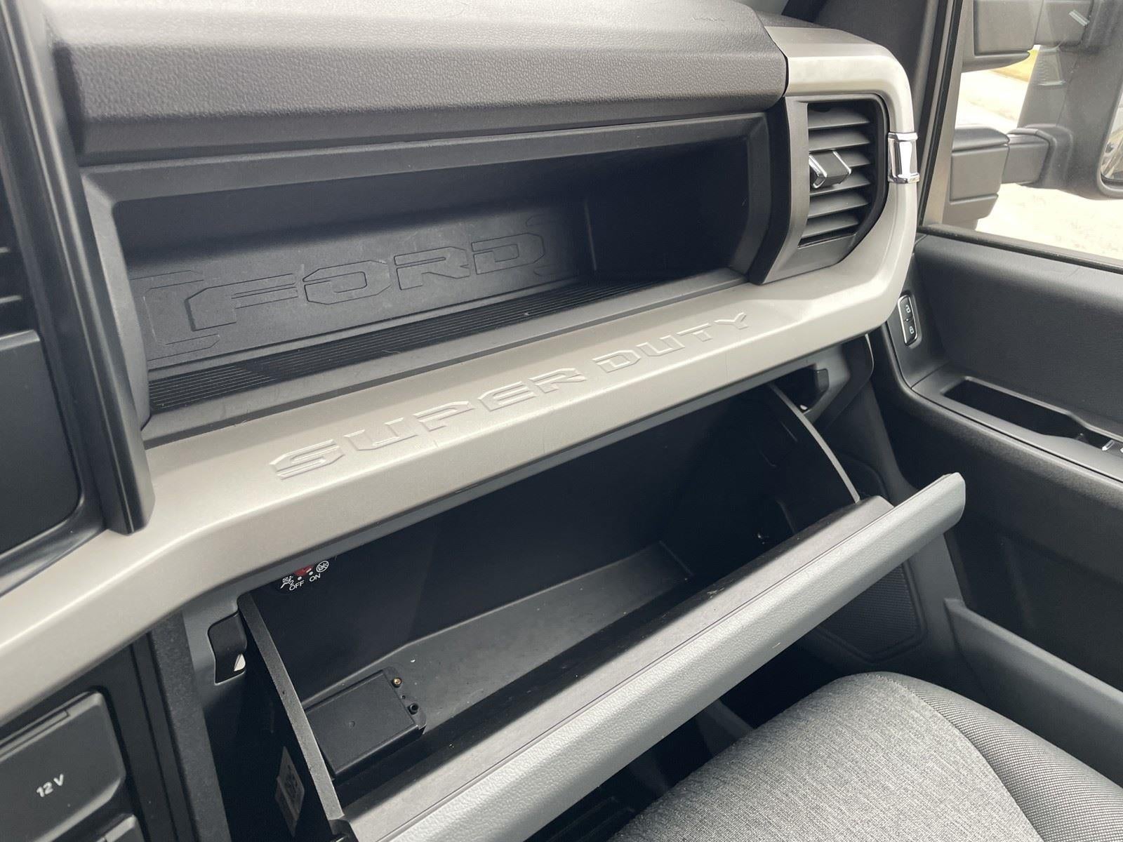 2024 Ford Super Duty F-350 DRW XL