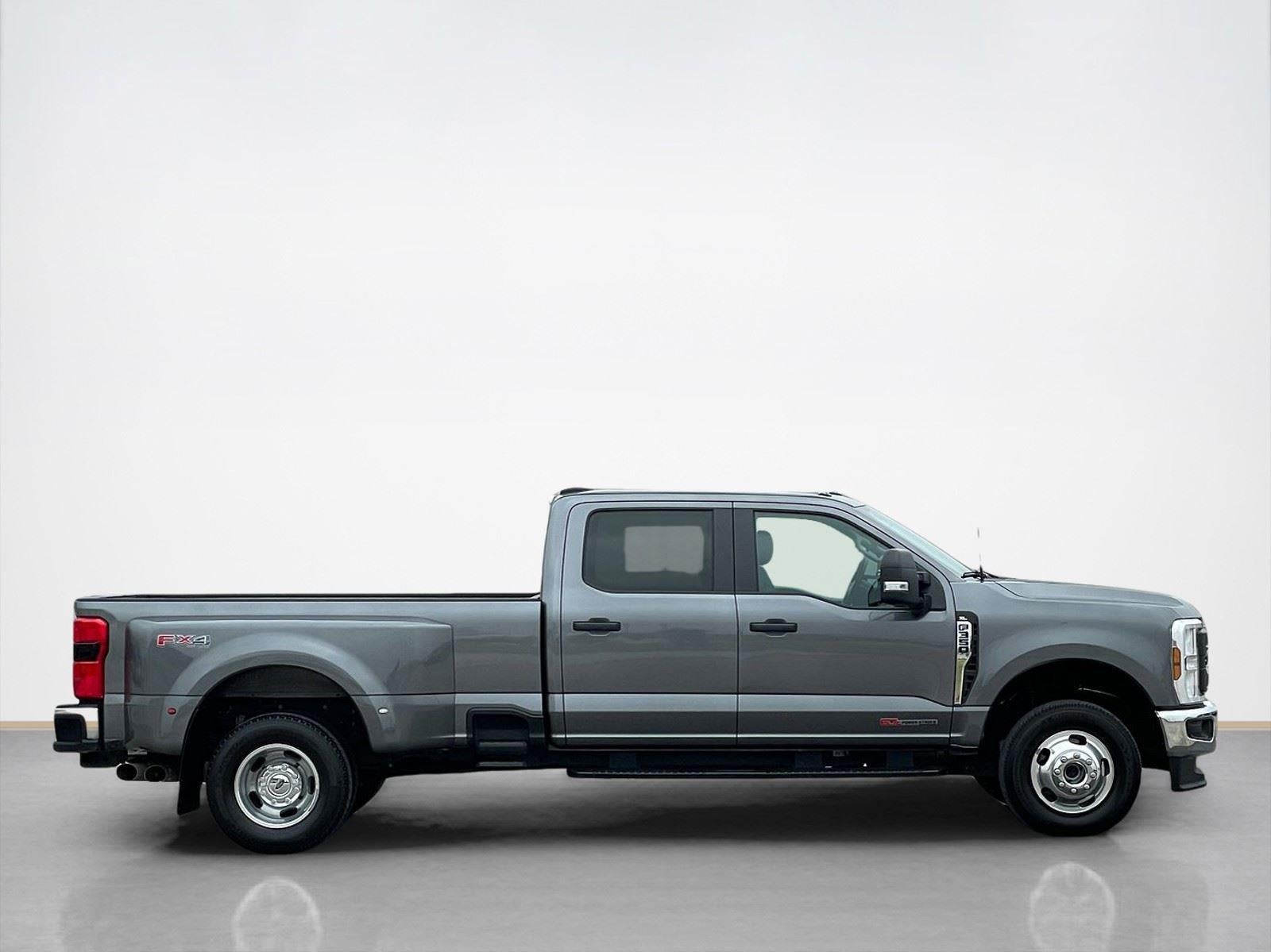 2024 Ford Super Duty F-350 DRW XL